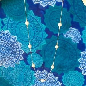 Gold tone beads and pearls